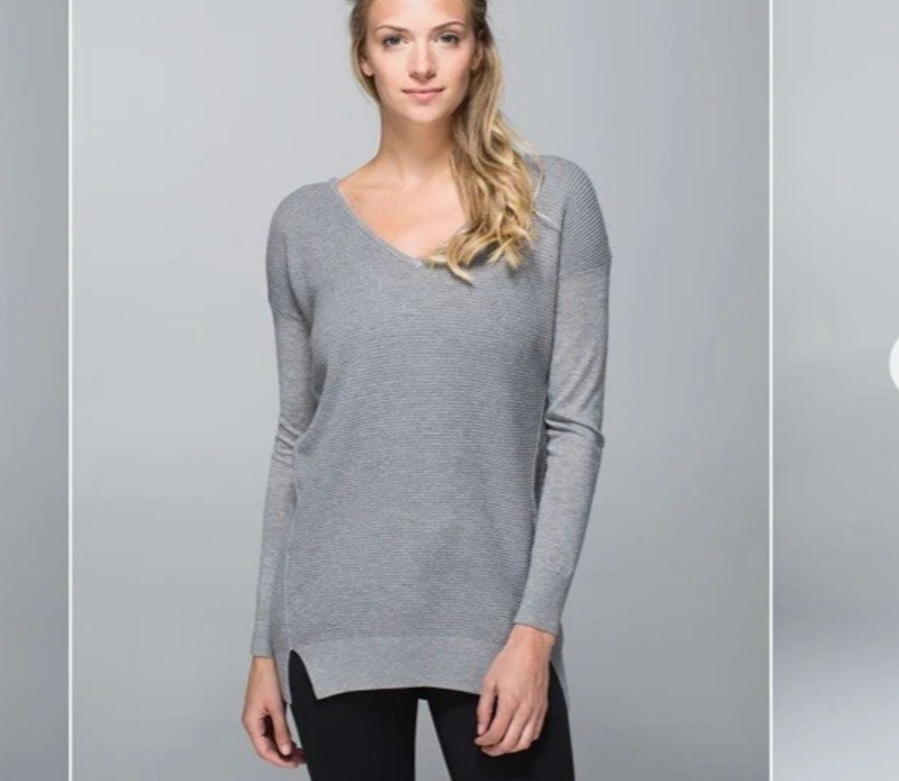 Lululemon Gray Waffle-Knit Solid V-Neck Long Sleeve Pullover Sweater M A010373